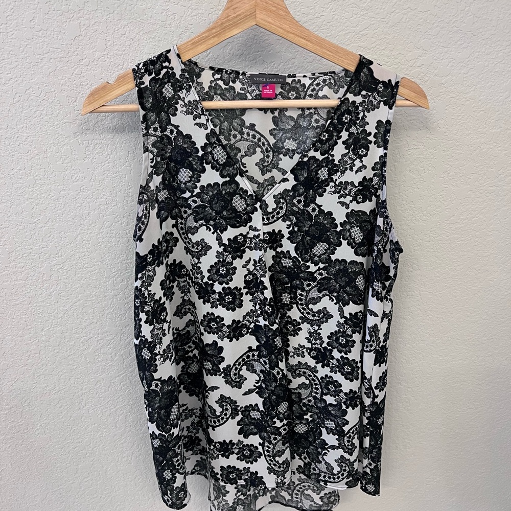 Vince Camuto Black and White Floral Blouse